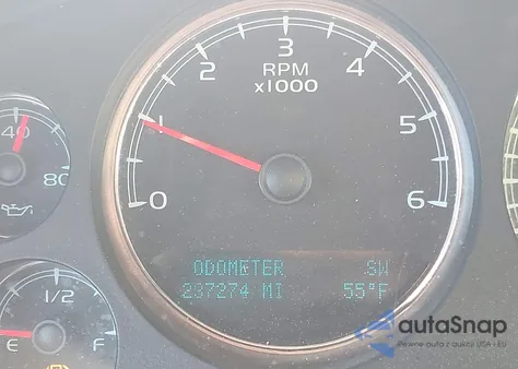 2013 Chevrolet Suburban 1500 Lt from USA, damaged, VIN 1GNSCJE03DR261002